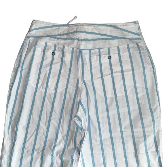 Chico's Cropped Roll Up Capri 100% Cotton- Striped White + Blue - Size 1 (8/M) - Picture 3 of 11